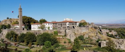 Çoruh Outdoor Travel & Tour  22.Yıllık Deneyim - | Gürcistan, Azerbaycan ve İran Turlari konusunda uzmanlık ister.